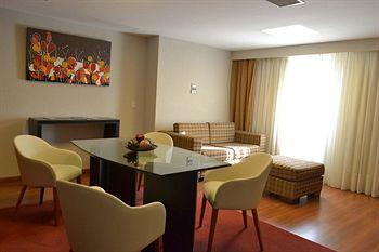 Hotel Quorum Golf, Tenis & Spa Cordoba Exterior photo
